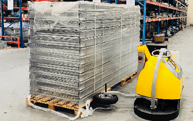 Self propelled pallet stretch wrap robot